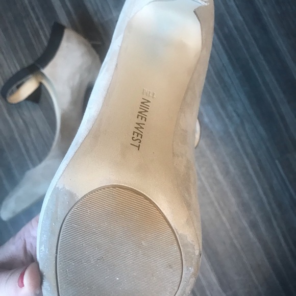 Nine West high heels beige suede shoes wit… - Picture 4 of 4